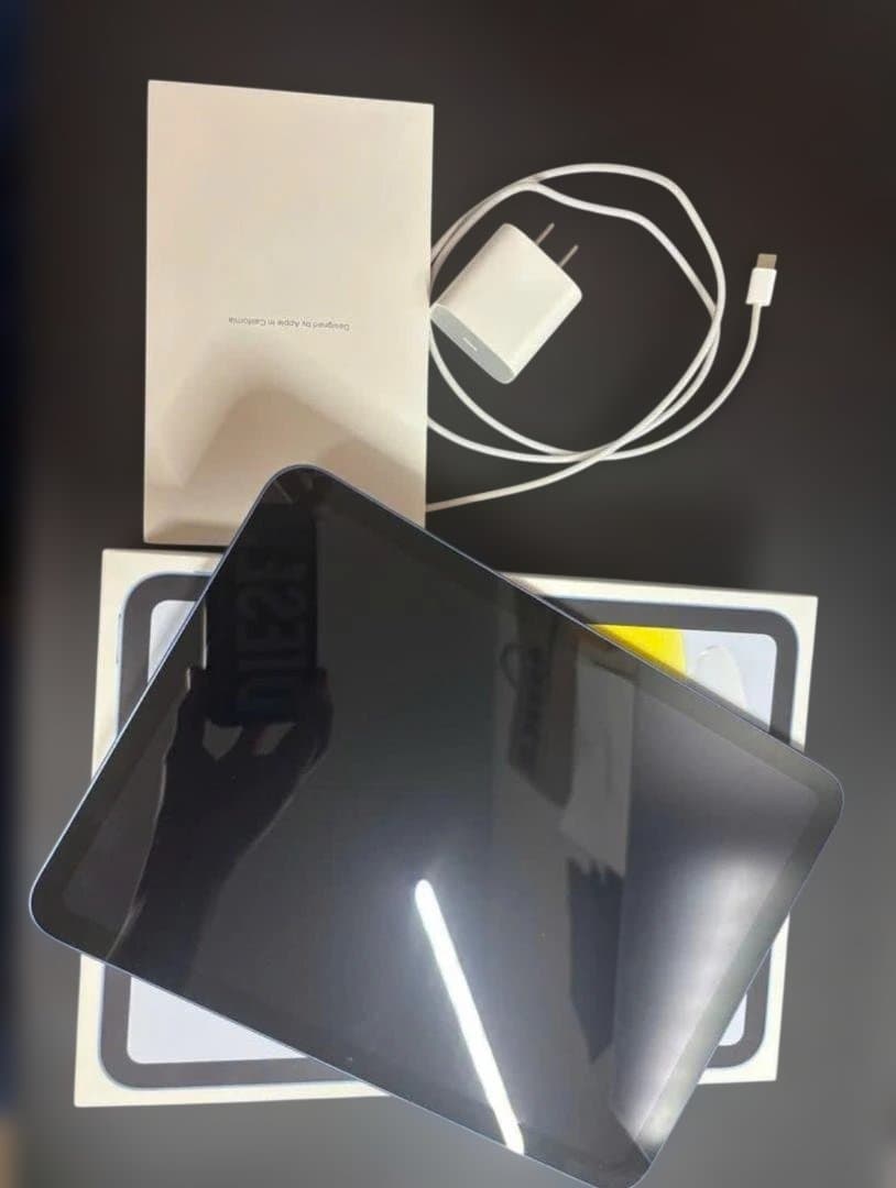 iPad11世代（A16）ブルー