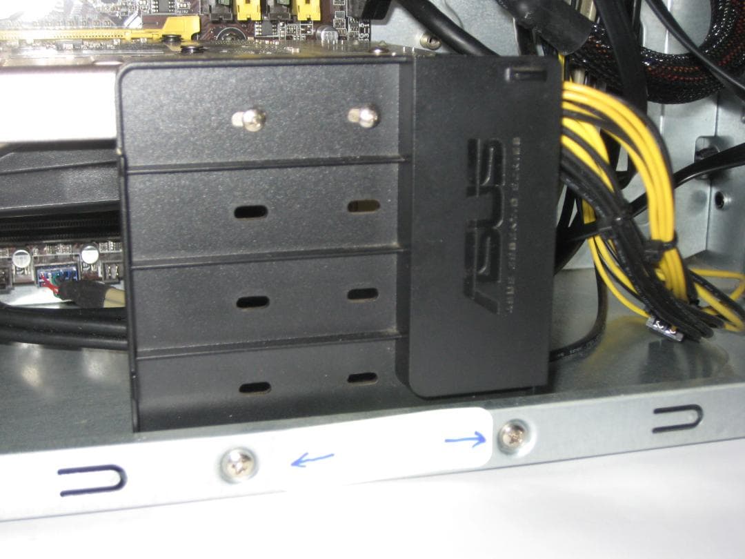 中古　デスクトップパソコン　ASUS　i7-4770　GTX650