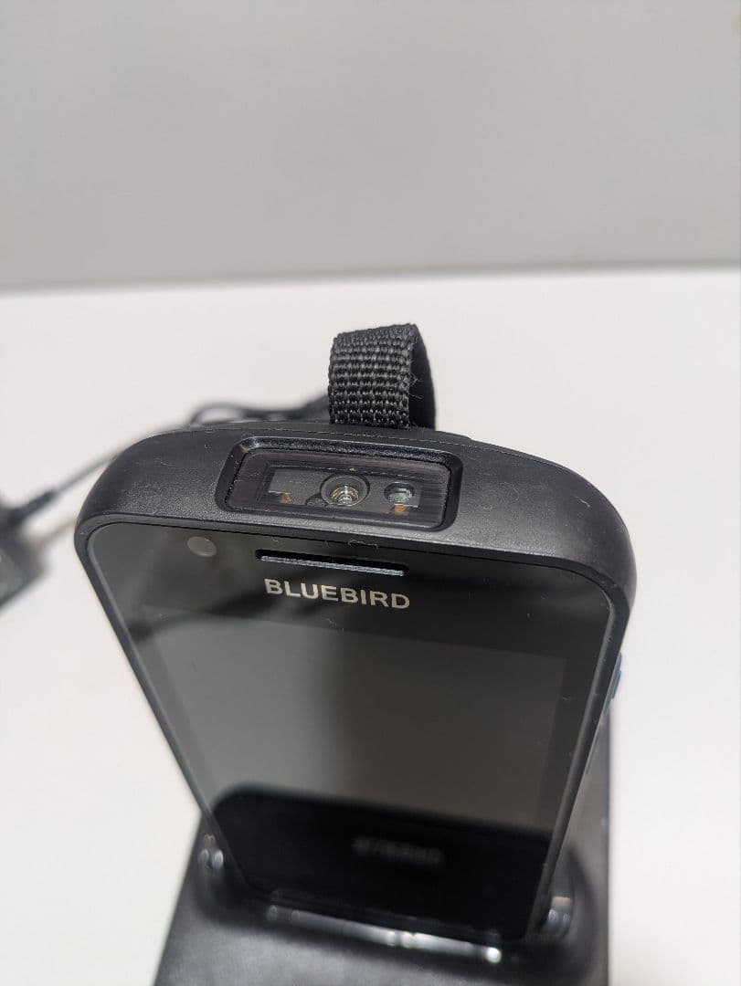 ２台セット　 BLUEBIRD　スマホ　バーコードリーダー