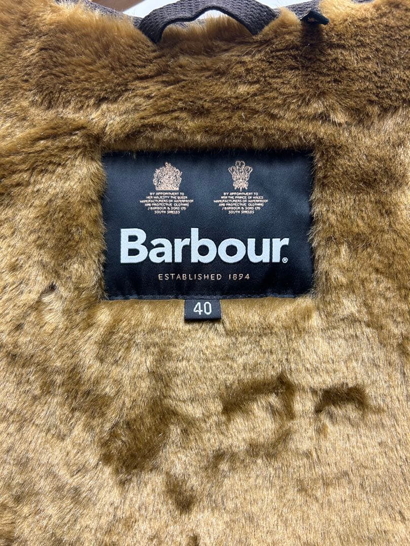 新品未使用　Barbour バブアー　40 ファー ライナー ベスト