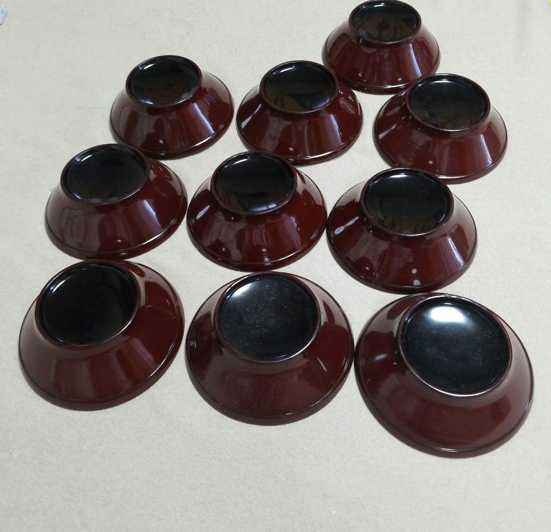 すり鉢のデザイン漆塗りふたつき椀10客です