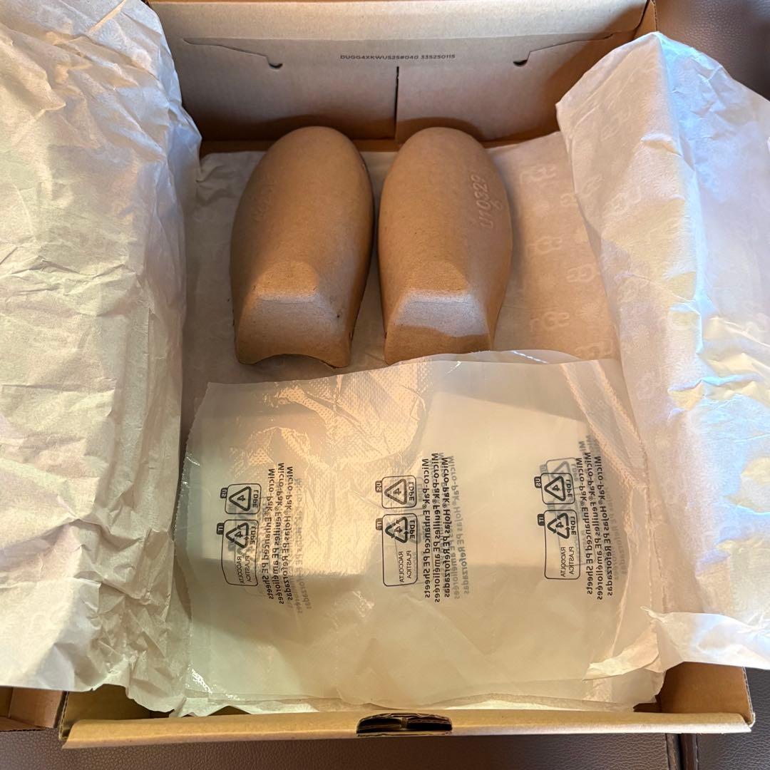 UGG アグCLASSIC ULTRA MINI PLATFORM 23cm