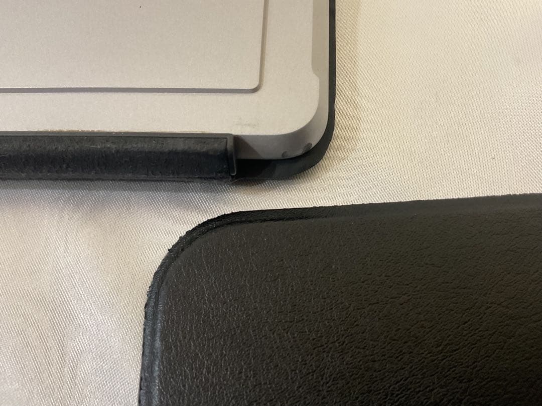 Surface Go2 LTE 8g 128g Office 2024【難有】