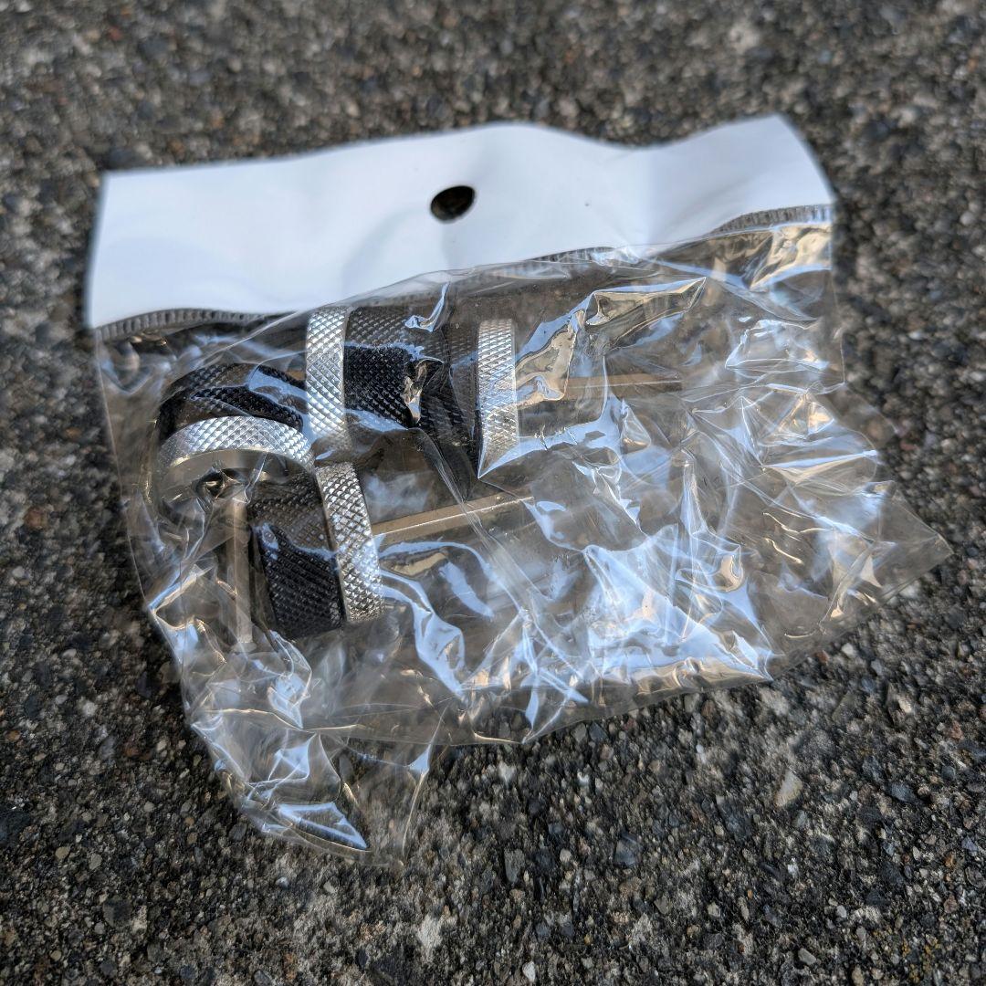 C25 C26 C27セレナ　全長式車高調　サスペンションキット 　BLITZ？