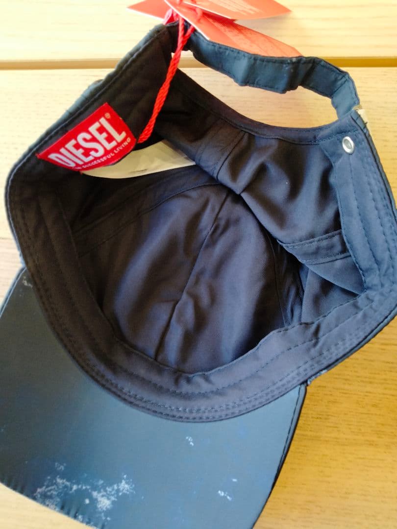 DIESEL（GINNLONG刺繍 SWEAT-SHIRT）＆キャップ2点新品