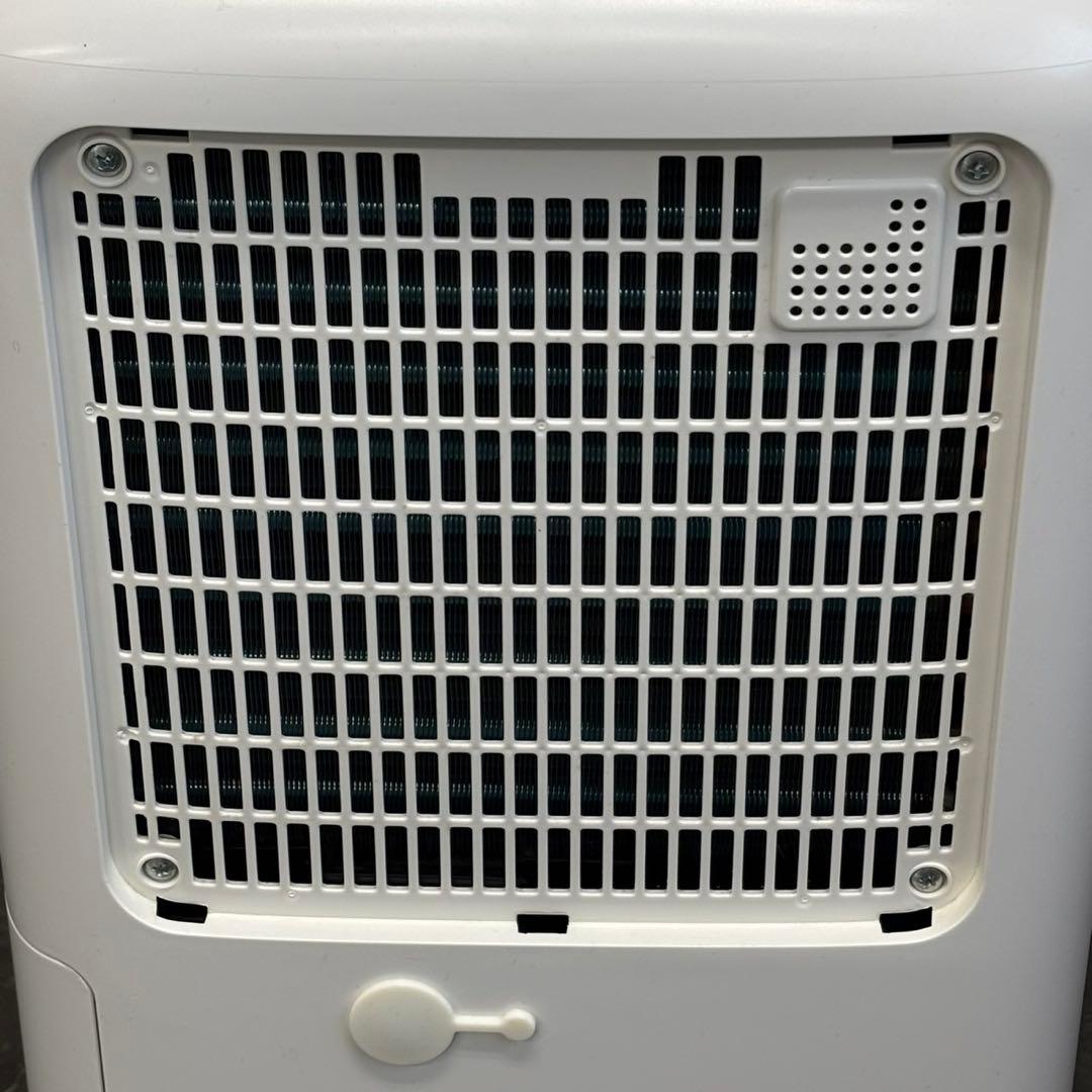 ◯送料込！2022年製 SHARP シャープ 除湿機 CV-N71-W