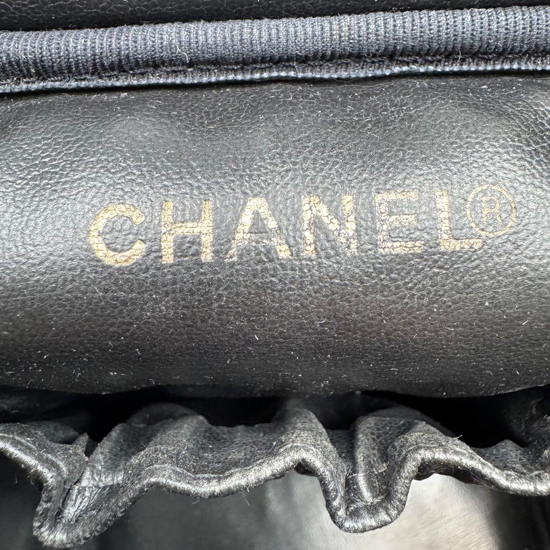 美品✨CHANEL バニティバッグ　オールレザー　ブラック　ココマーク　シール有