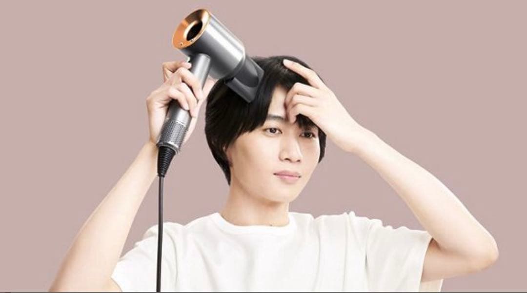 【新品】Dyson Supersonic ヘアドライヤー (HD08 BNBC)