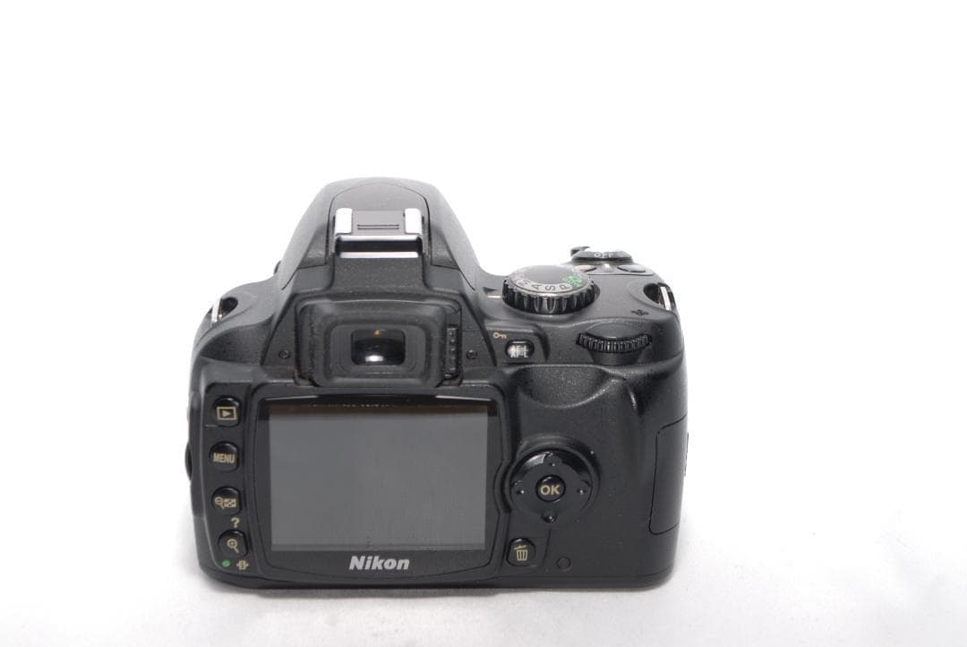 ✨Nikon D40✨レンズキット✨初心者向け✨軽量✨一眼レフ