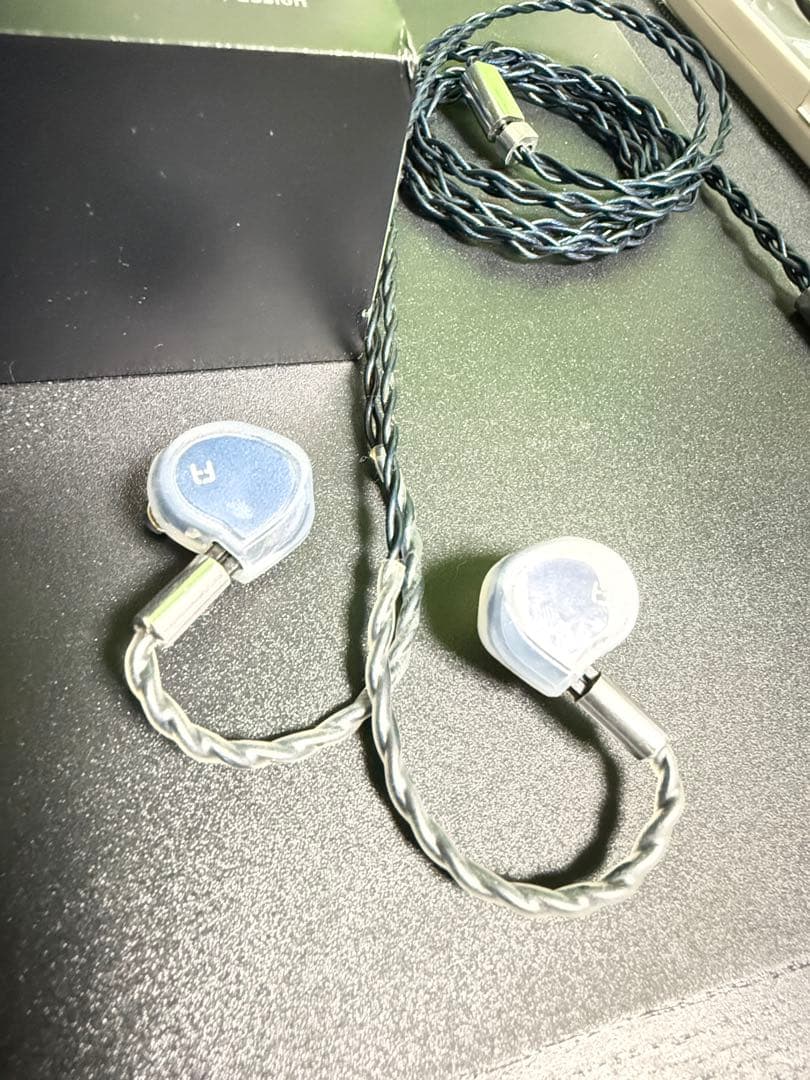 faudio DARK SKY 有線イヤホン