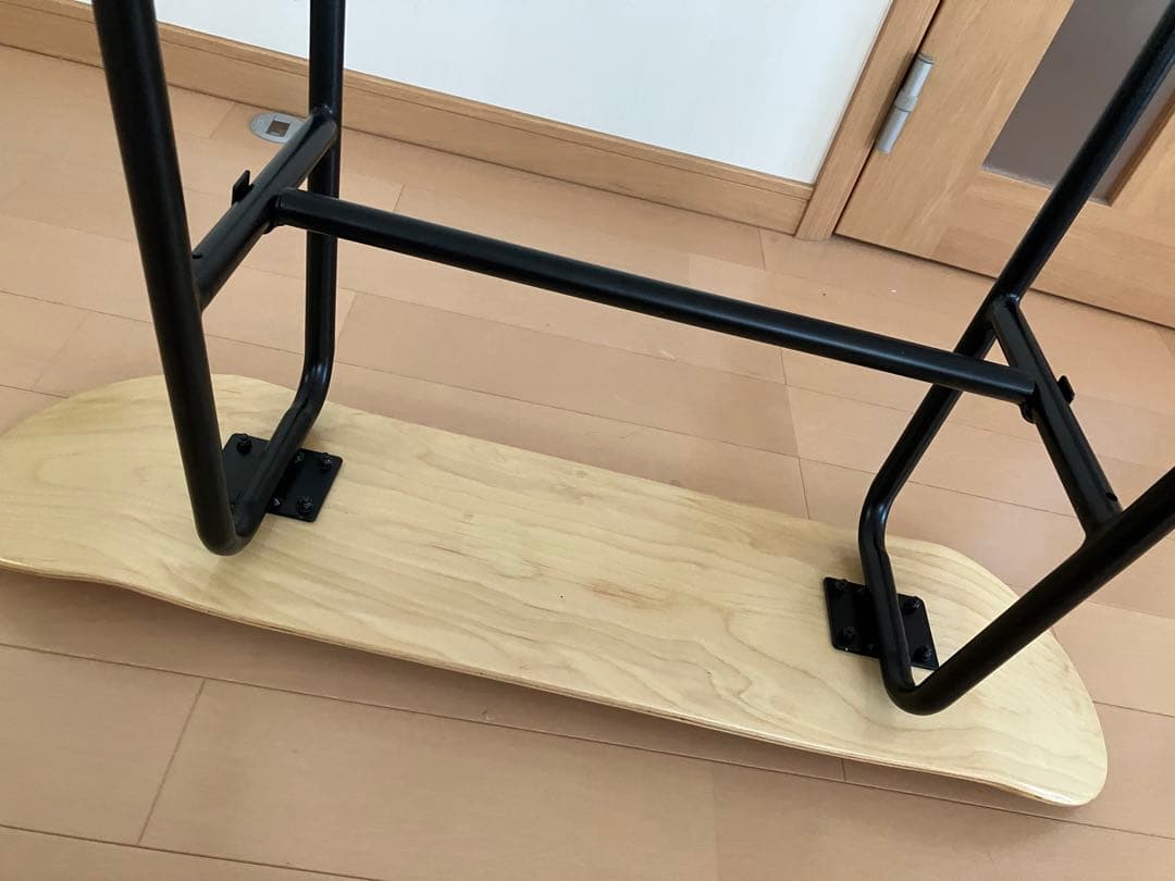 スケートボード　× アイアン　スツール　椅子　ベンチ　植物棚　インダストリアル