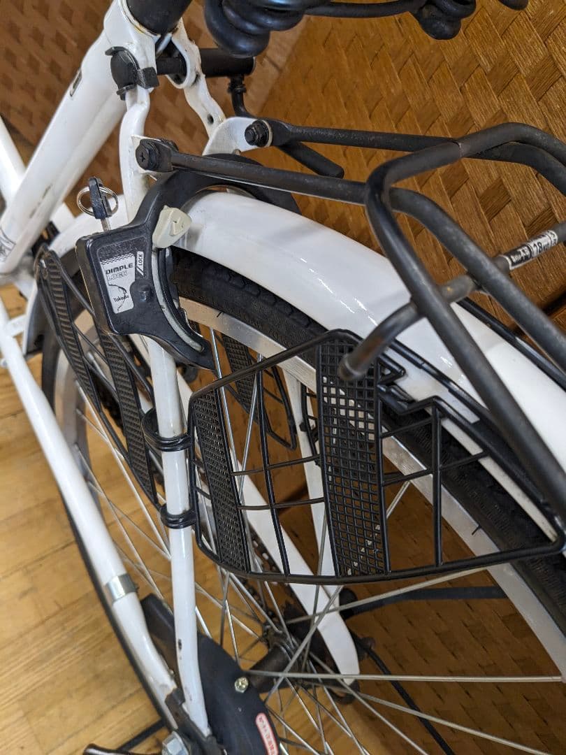 U040 普通自転車　26インチ　ホワイト　シンプルタイプ