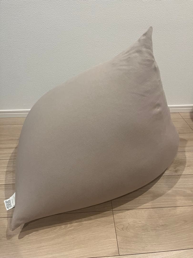 Yogibo ピラミッド ベージュ ビーズクッション