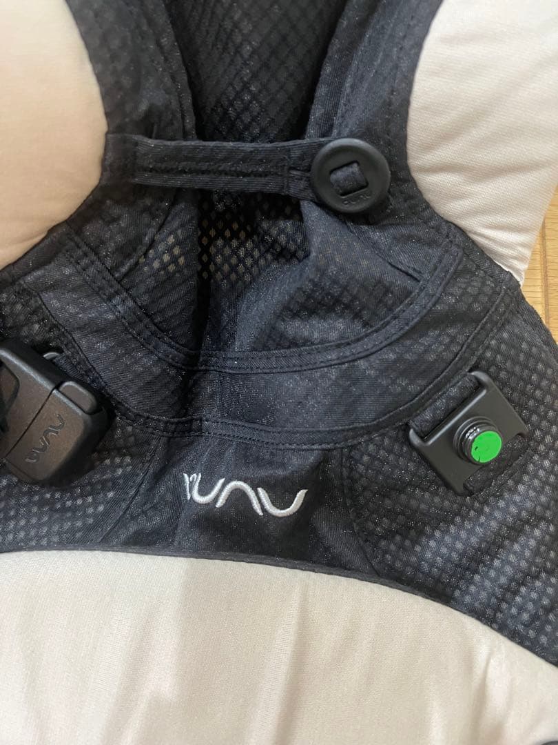 Nuna ヌナ ベビーキャリア カドル クリック/キャビア