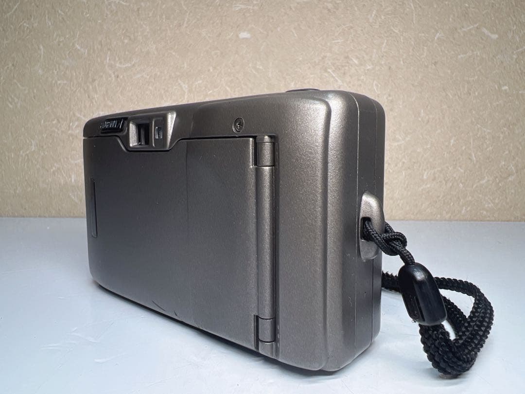 Nikon AF600 コンパクトフィルムカメラ