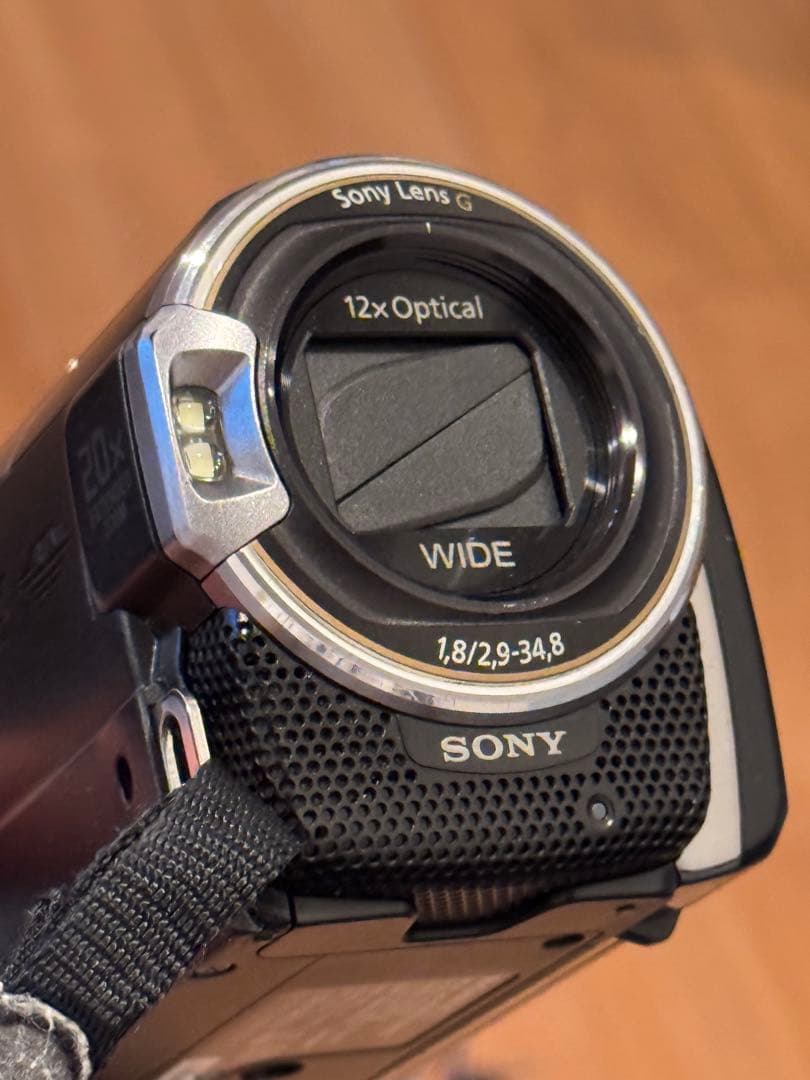 SONY ハンディカム HD プロジェクター機能 バッテリー２個