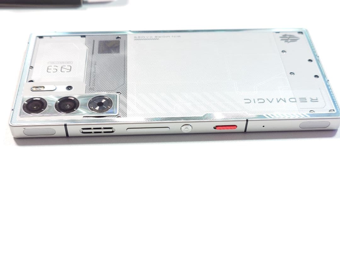 G*迎様 Redmagic 9 Pro 16+512GB ケース、フィルム付き