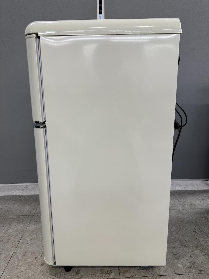オーヤマ 冷蔵庫　昭和レトロ　PRR-082D-W　81L　2023年製ホワイト
