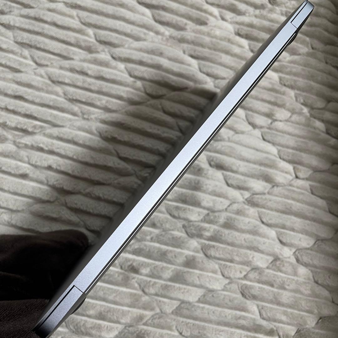 MacBook Air 13インチ M1 16GB/512GB SSD 89%