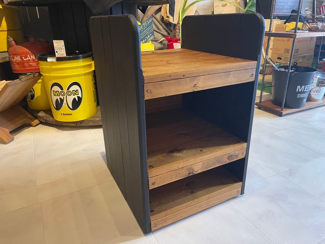 在庫あり　即納　キャビネット　棚　本棚　ダーク　ブラック　キャスター　天然木