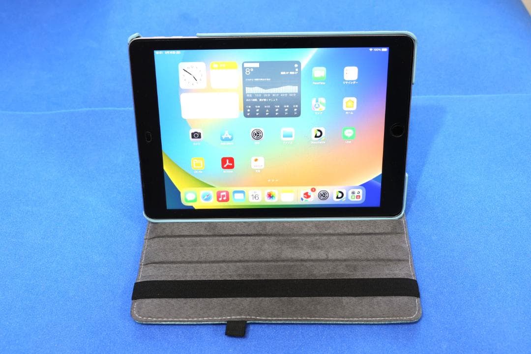 Apple iPad 第5世代 Wifiモデル 32GB ケース付き