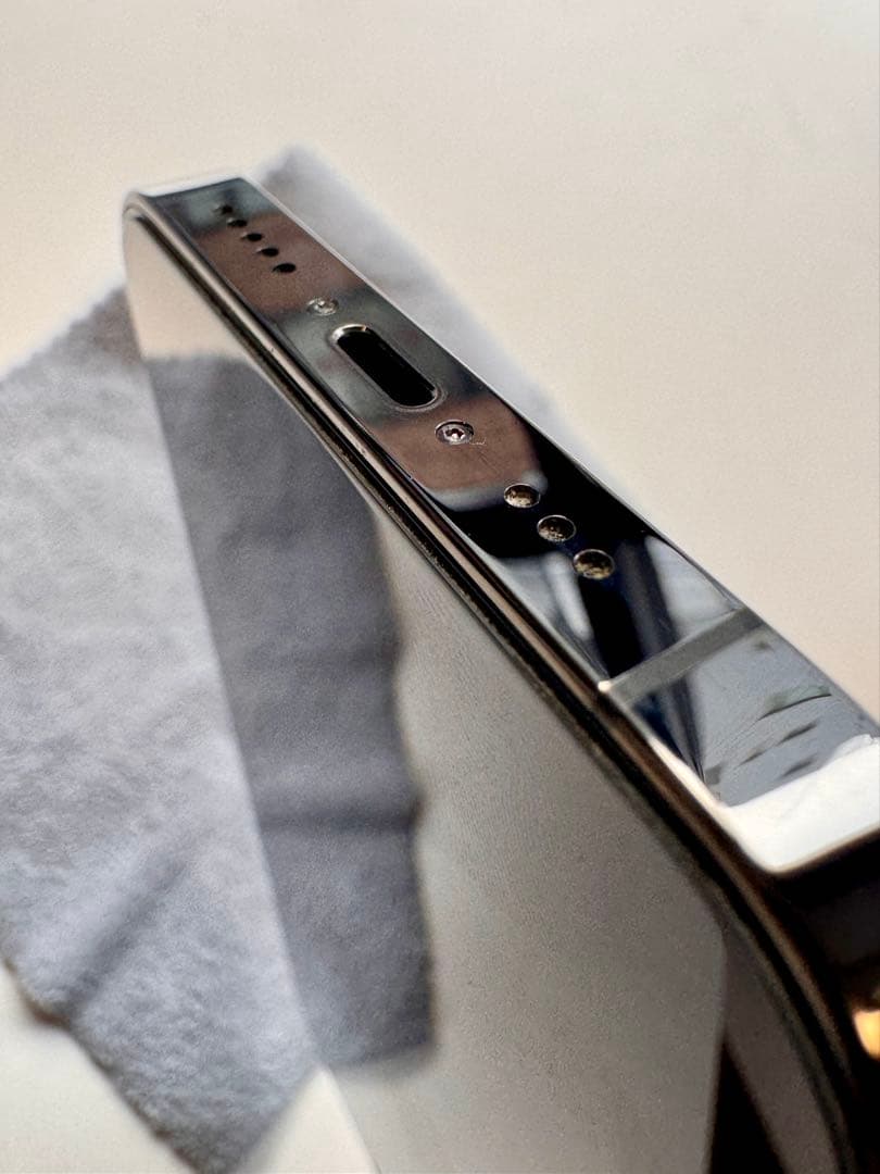 【超美品】Apple iPhone 12 Pro 256GB グラファイト