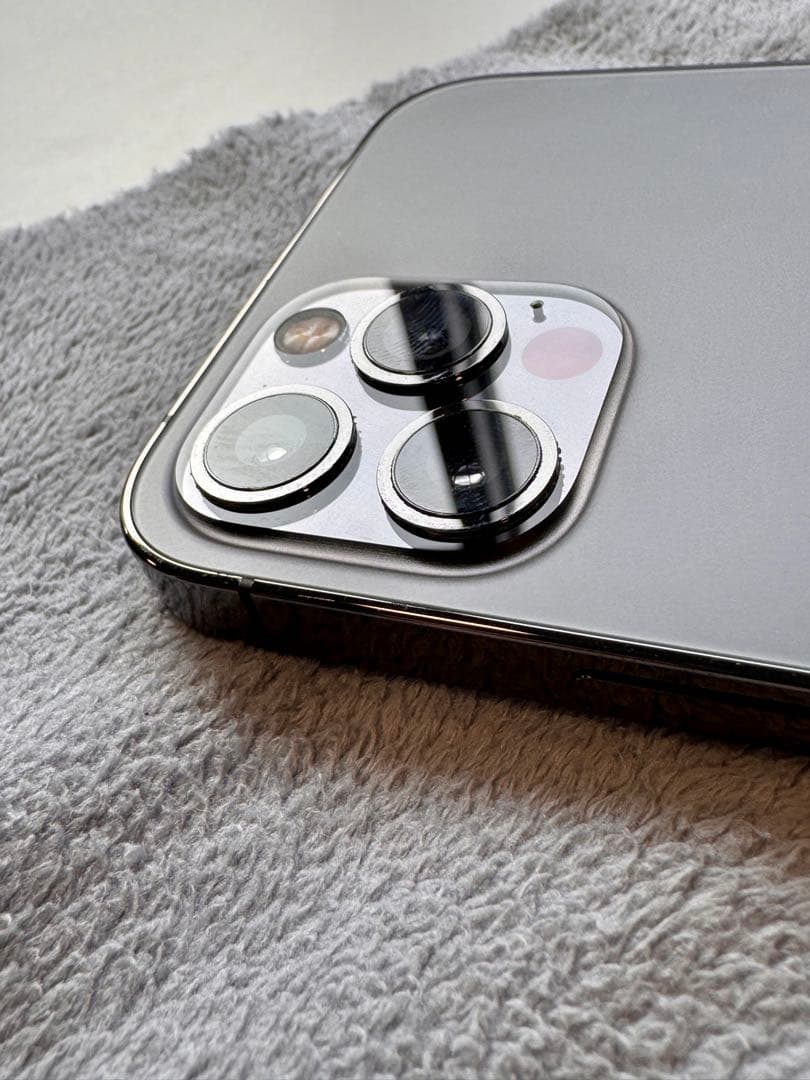 【超美品】Apple iPhone 12 Pro 256GB グラファイト