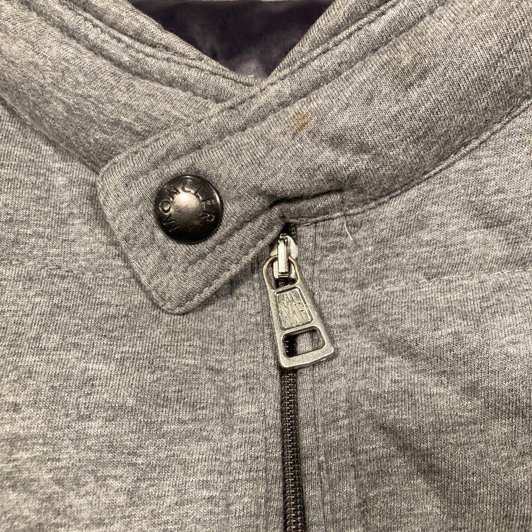 モンクレール　ダウンベスト　グレー　メンズ