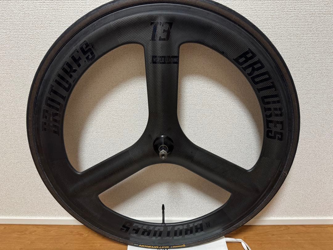 ブローチャーズ　BROTURES T3 バトンホイール　フロント　ストラップ込み