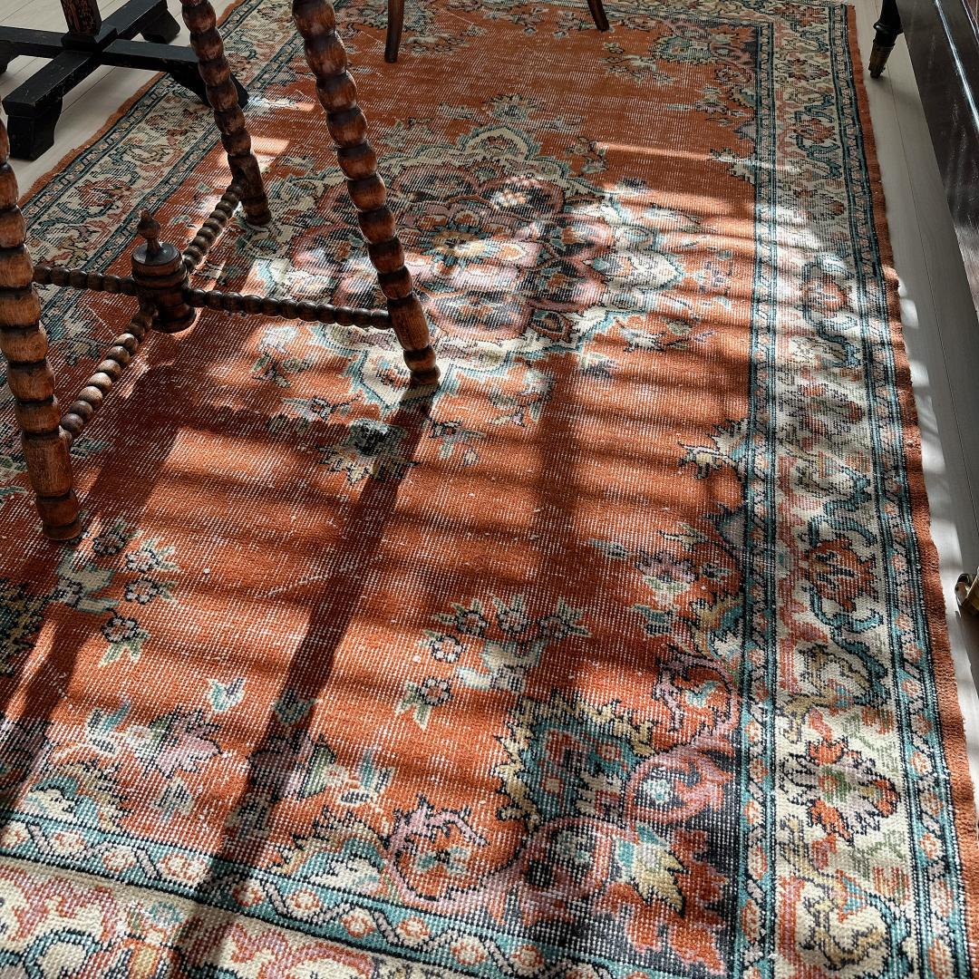 トルコ ヴィンテージラグ A12 レア オレンジ ブラウン ピンク ブルー