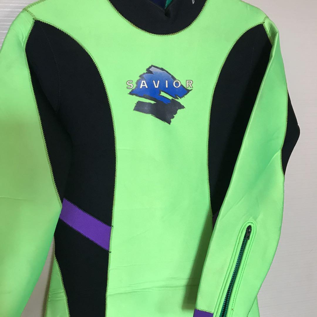 ウェットスーツ