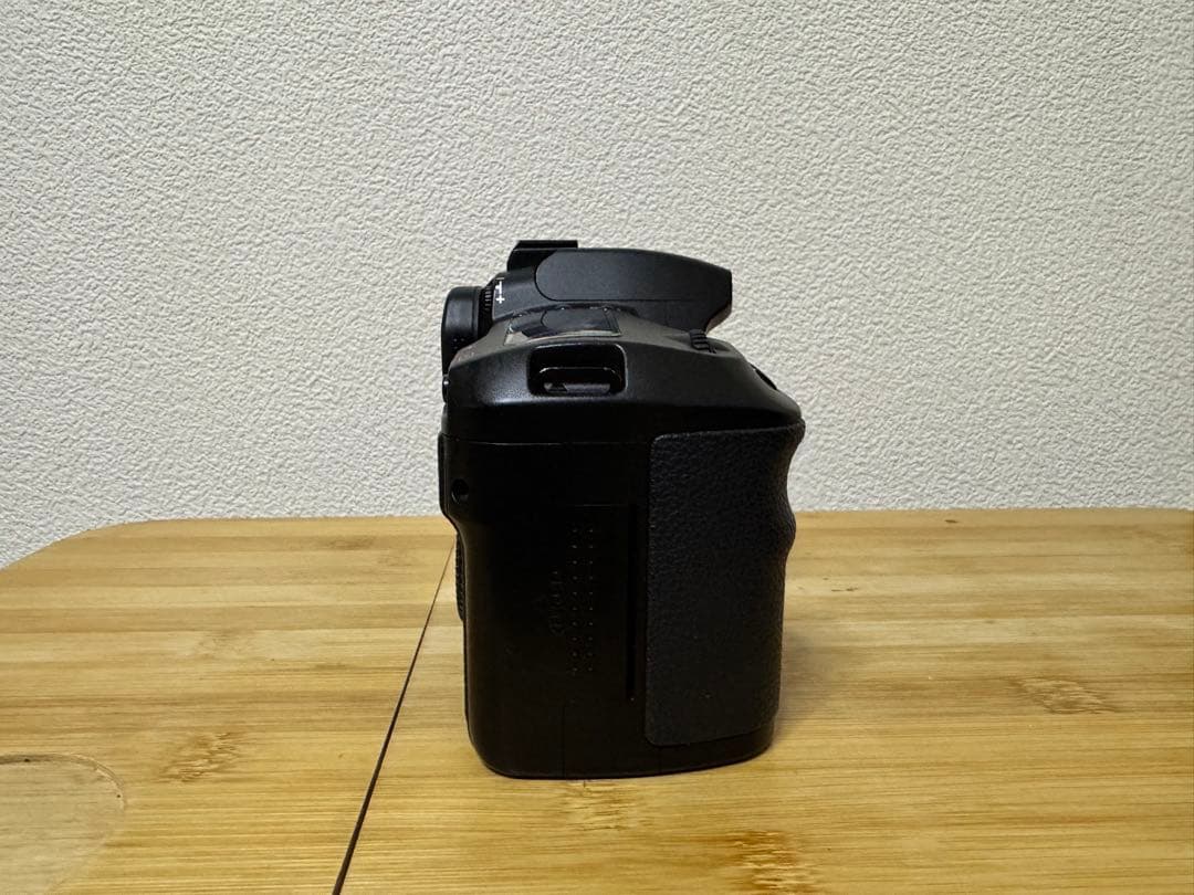 Canon EOS D30 デジタル一眼レフカメラ