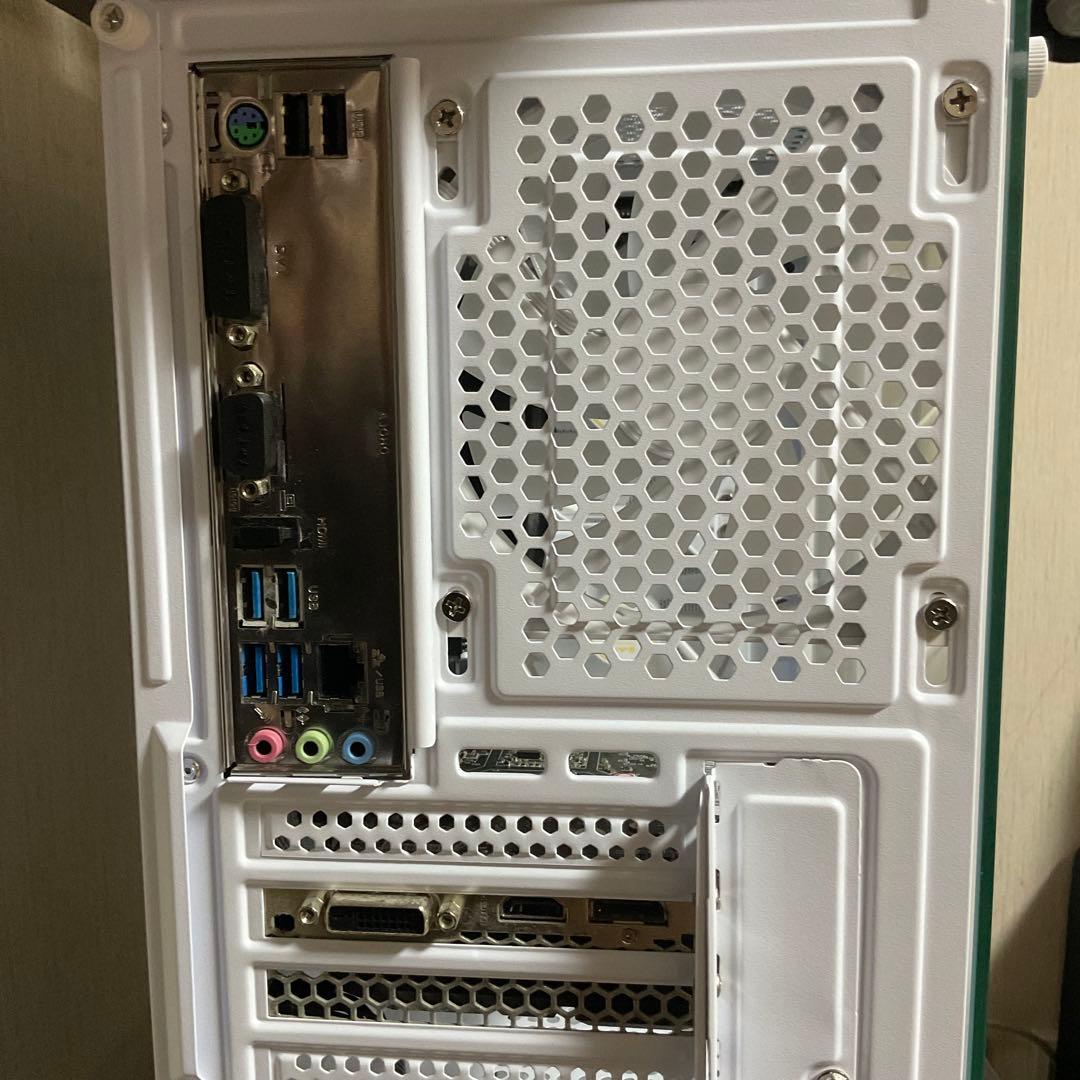 白ゲーミングPC Ryzen5 3500/GTX1660super