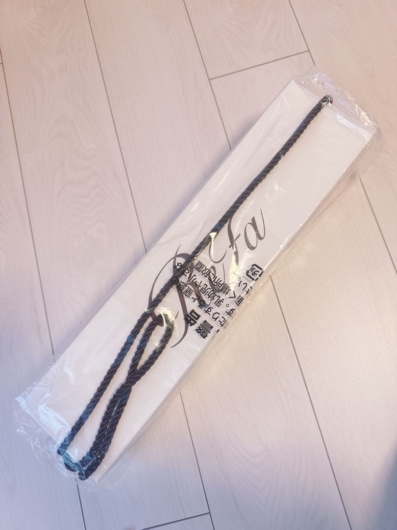 【新品未使用＆未開封】リファカールアイロンプロ32mmホワイト(保証書つき)