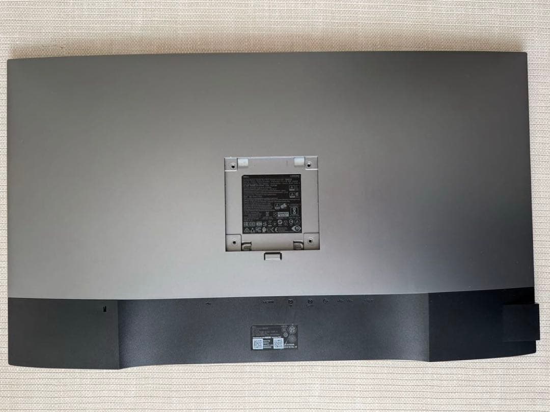 31.5型4Kモニター本体 Dell u3219qスリムベゼル