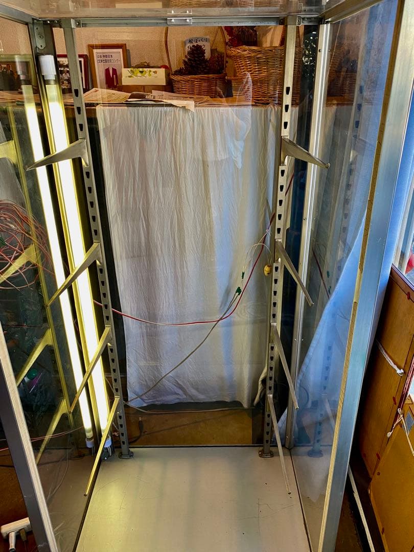 【昭和レトロ】照明付き　ガラスショーケース小　コレクションケース