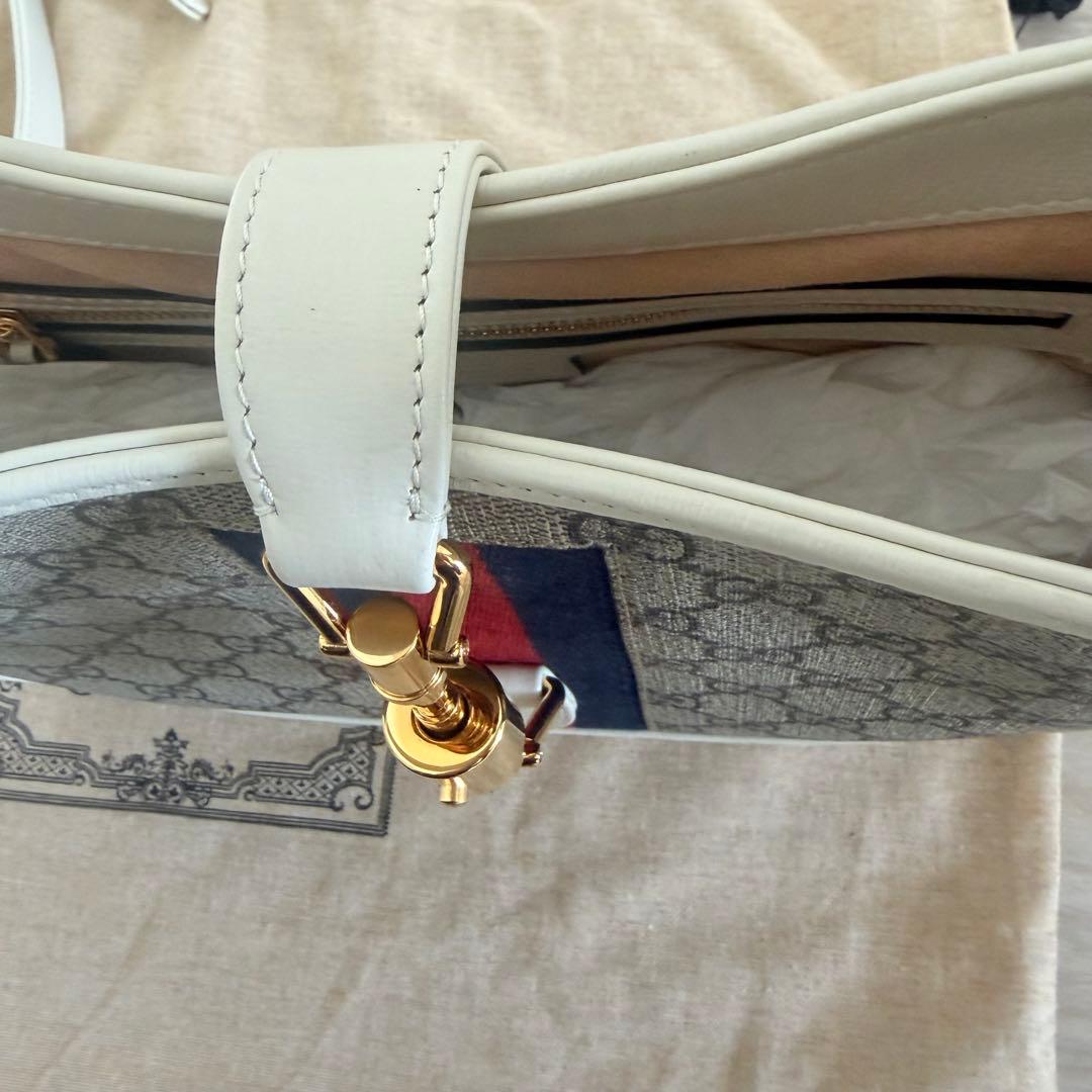 グッチ ジャッキー 1961 GGスプリーム バッグ　ショルダー　ホワイト