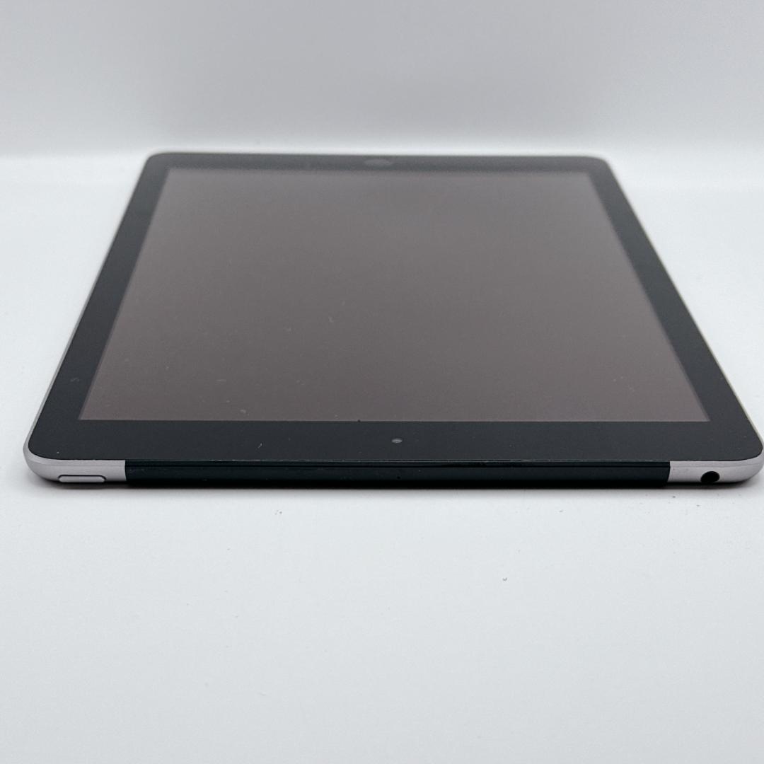 【美品】iPad (第5世代) 128GB Wi-Fiモデル スペースグレイ