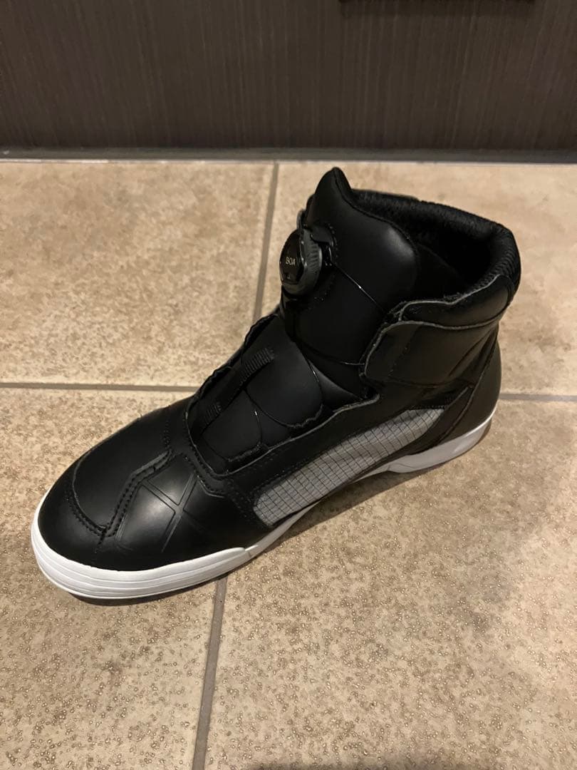 アルパインスターズ Axiom BOA WP BK/WH 41 US8.5