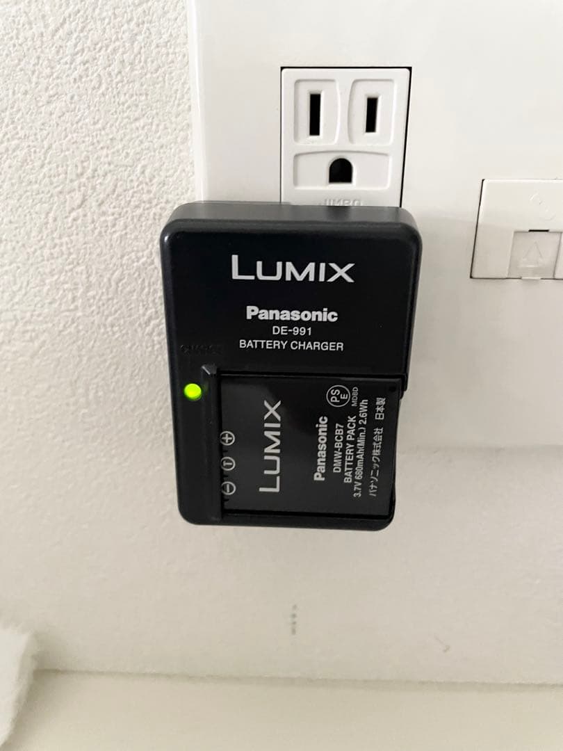 Panasonic LUMIX DMC-FX7 カメラ　デジカメ　コンデジ