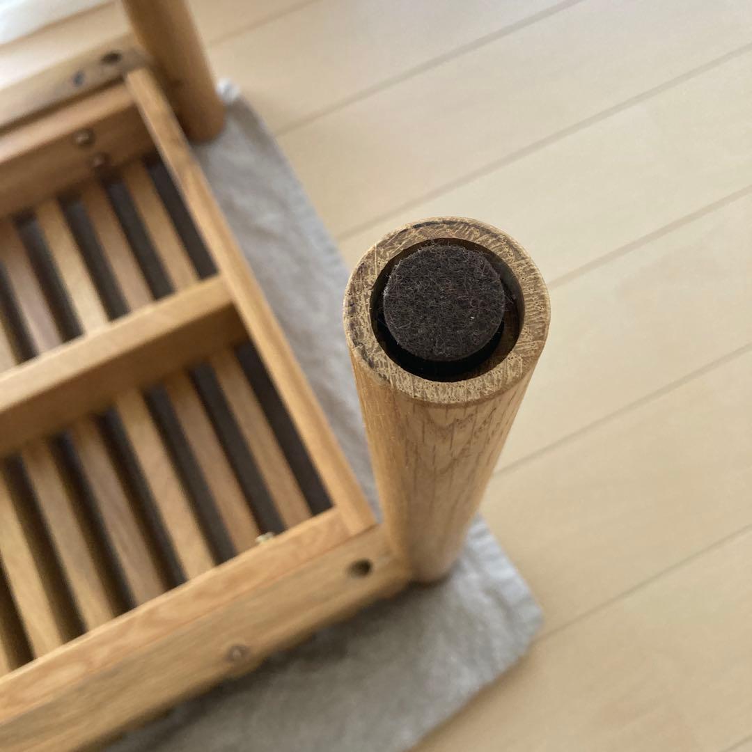 木製スラットデザインテーブル