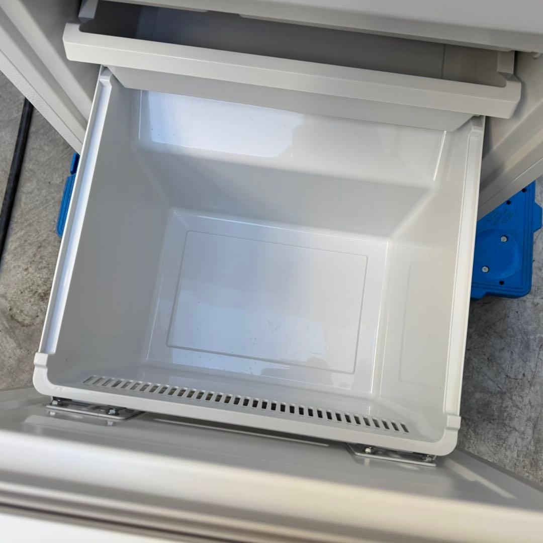 184⭐️2025年製★ほぼ新品★アクア　冷蔵庫　大型　200L ホワイト