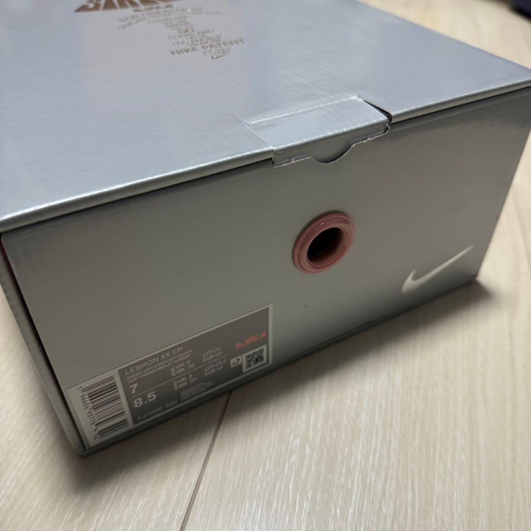 NIKE レブロン バスケットボール シューズ