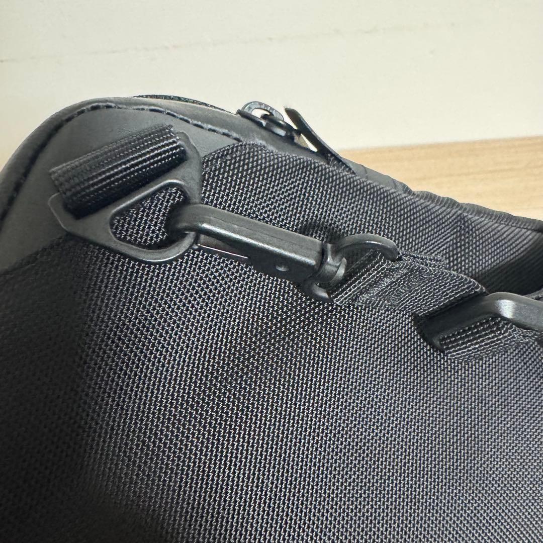 MONOLITH PC CASE OFFICE 13 ビジネスバッグ　ショルダー