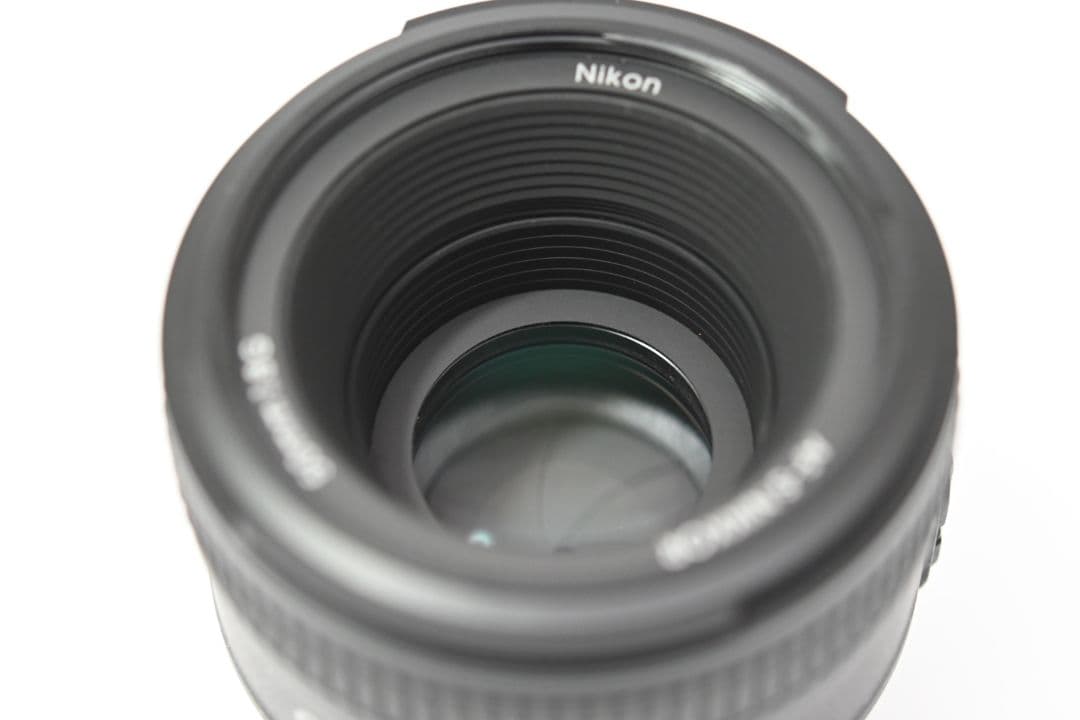 Shampoo AF-S NIKKOR 50mm f/1.8G レンズ