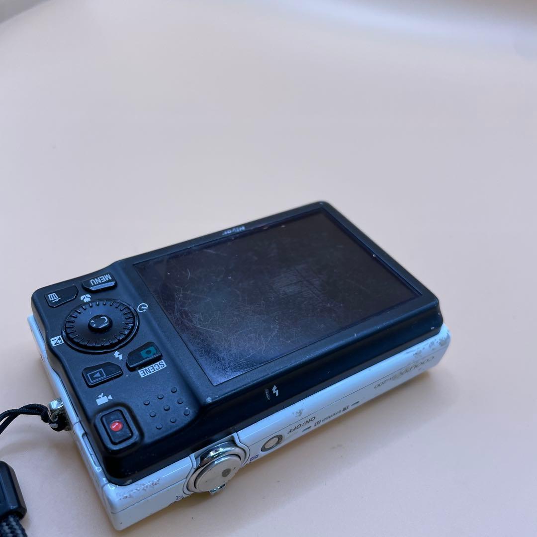 Nikon COOLPIX S6200 デジカメ B043