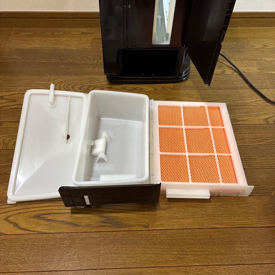 2017年日立加湿空気清浄機自動おそうじ機能付クリエアEP-NVG110