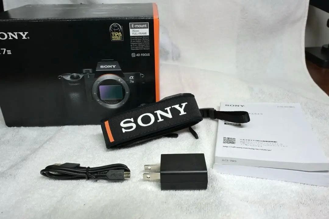 【美品】SONY α7 III ミラーレス一眼カメラ α7iii ボディ