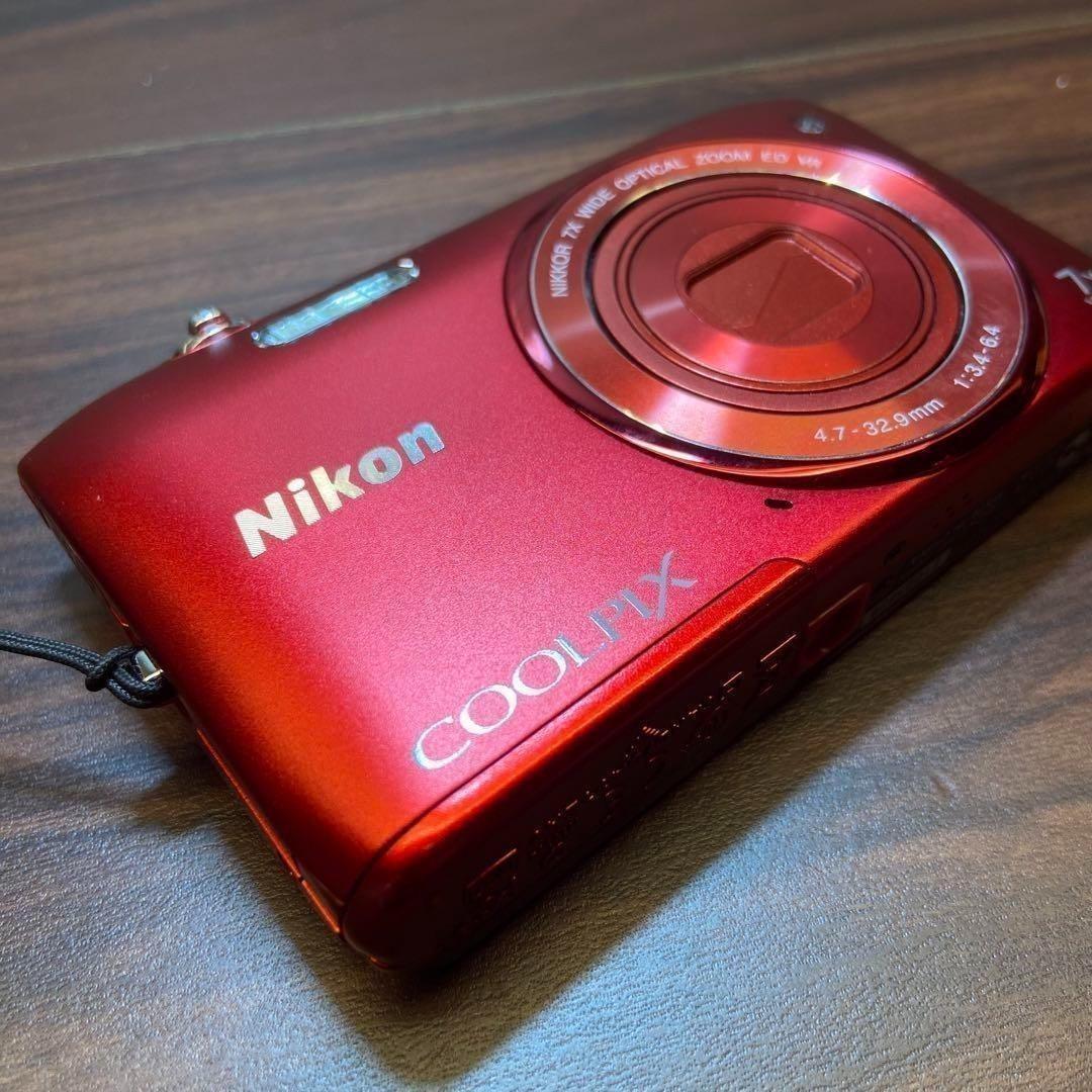 Nikon coolpix S3500 レッド デジカメ 2722