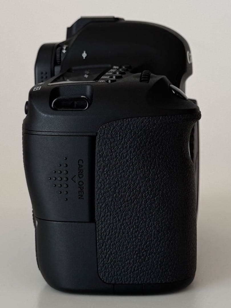 【美品】Canon EOS 6D ボディ シャッター回数1595回 付属品完備